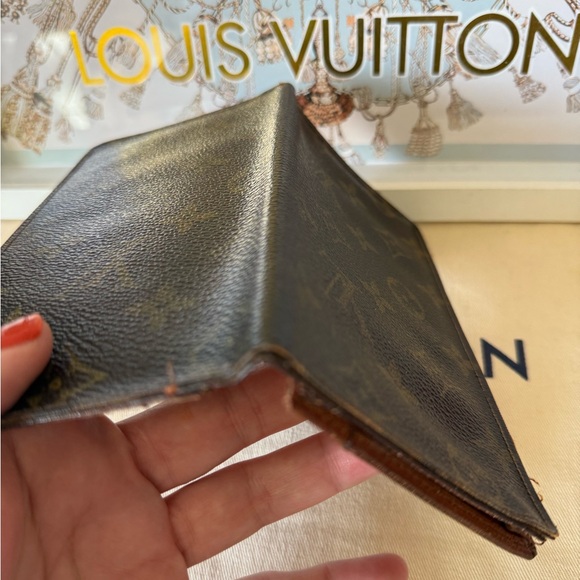Louis Vuitton Vintage Monogram Long Wallet Checkbook - Picture 6 of 14